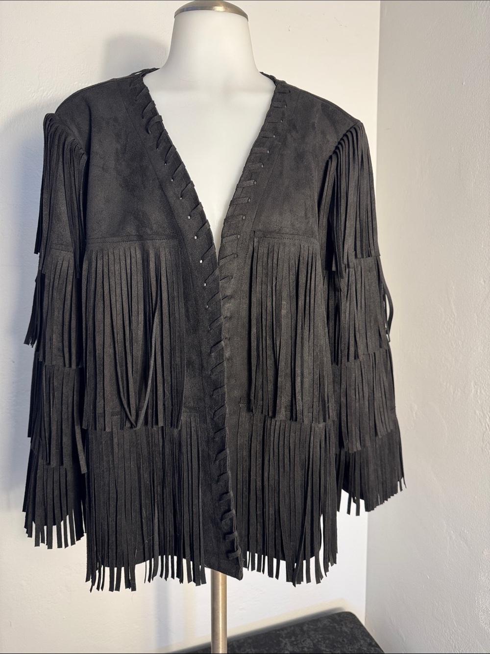 All Miles Black Fringe Jacket NWT Size Large - Picture 3 of 12